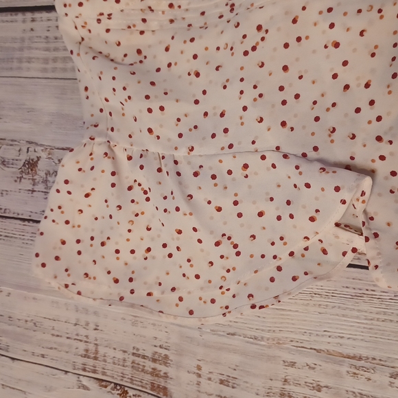 ladies blouse - Picture 3 of 3